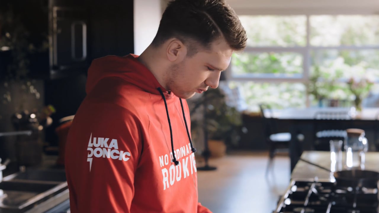 分享 下载 提报 收藏 视频信息 commercial: poli hammy luka doncic