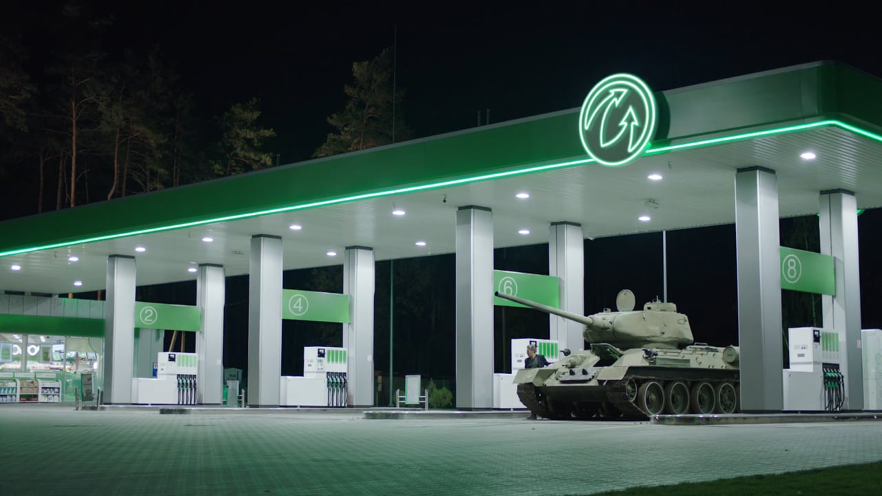 World of Tanks Commercial - Gas Station