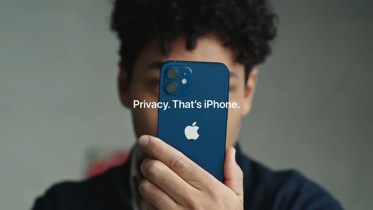 Apple "Privacy. That's iPhone"