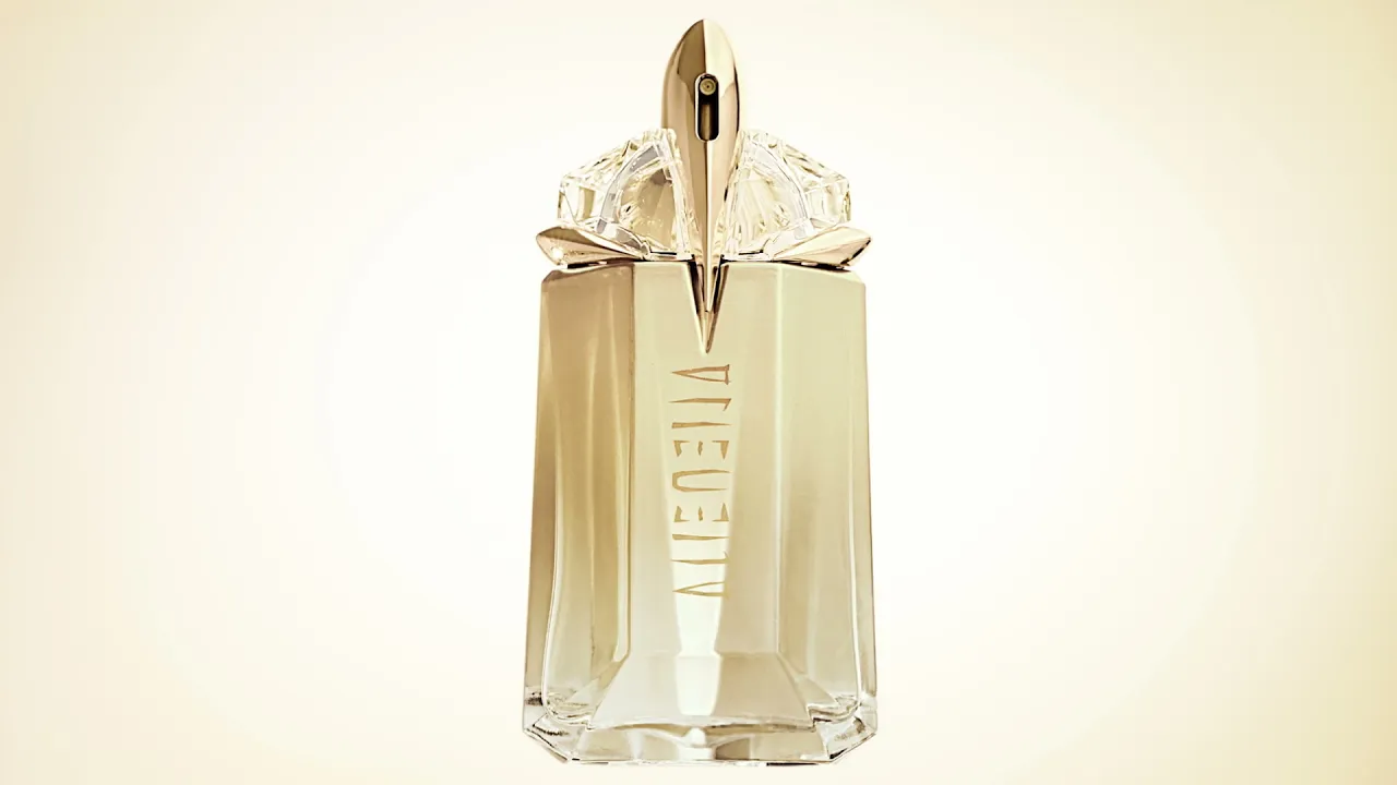 Alien Goddess Eau de Parfum: The Bottle - Mugler