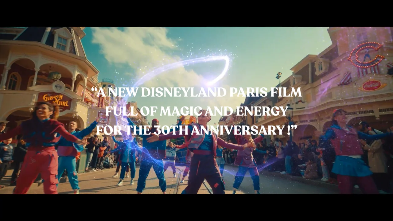 Disneyland Paris, embrace the energy of the 30th anniversary !
