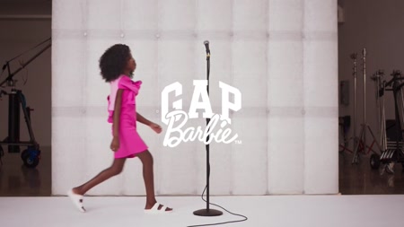 GAP Gap x Barbie 