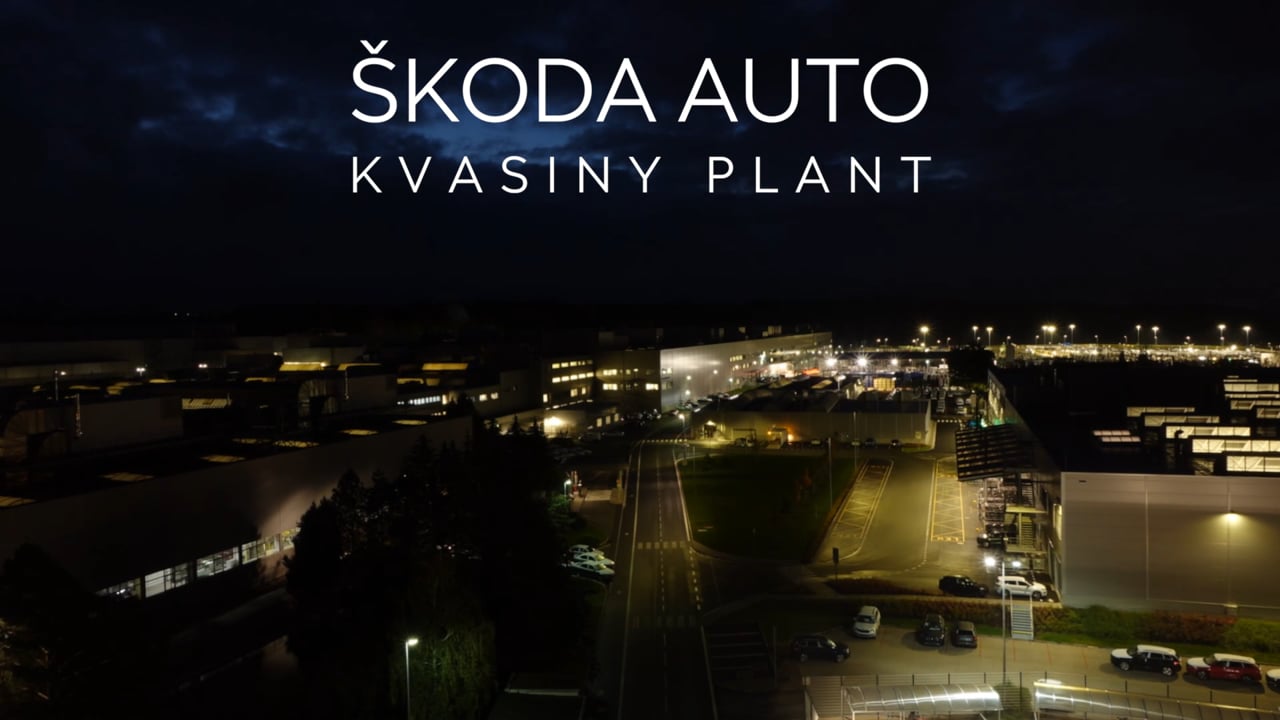 Výroba automobilů ve vysoce moderním závodě ŠKODA AUTO v Kvasinách