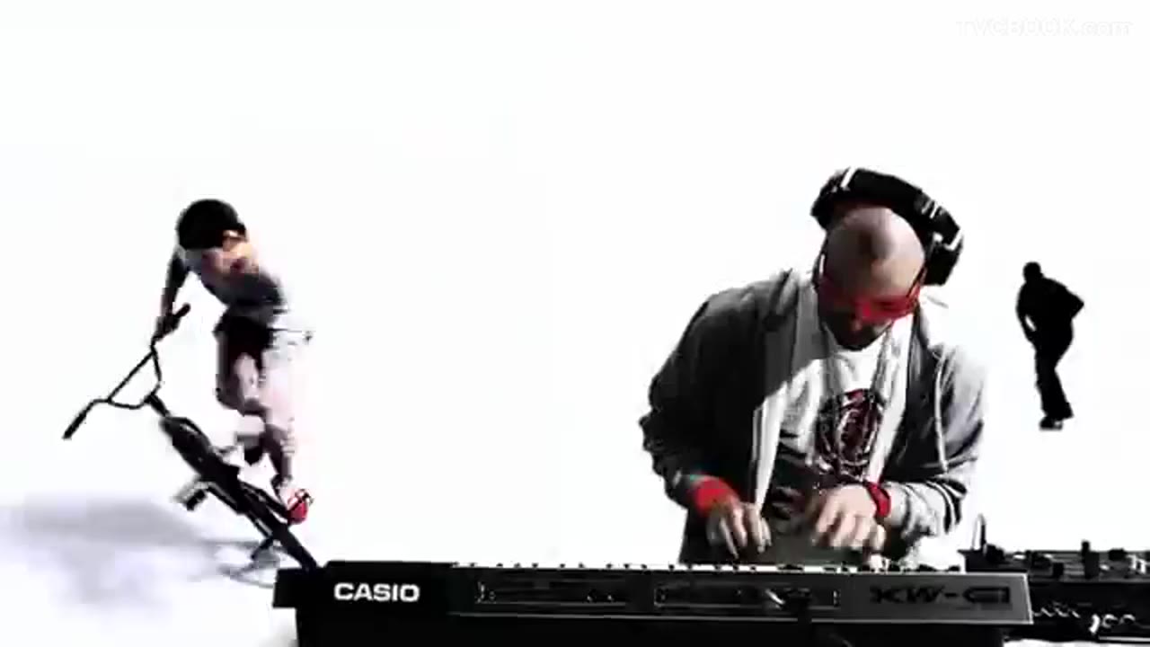 CASIO XW - Synthesizer - Go Beyond Sound