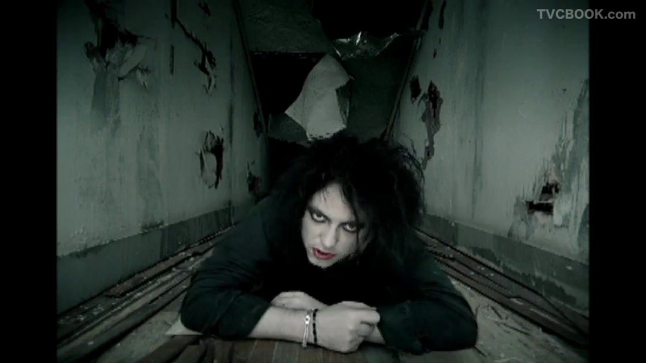 The Cure - The End of the World (HD)-118376850