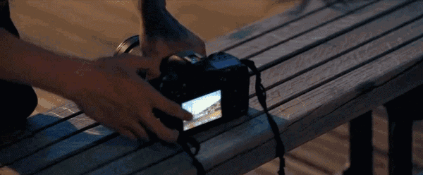 1534324346112077.gif