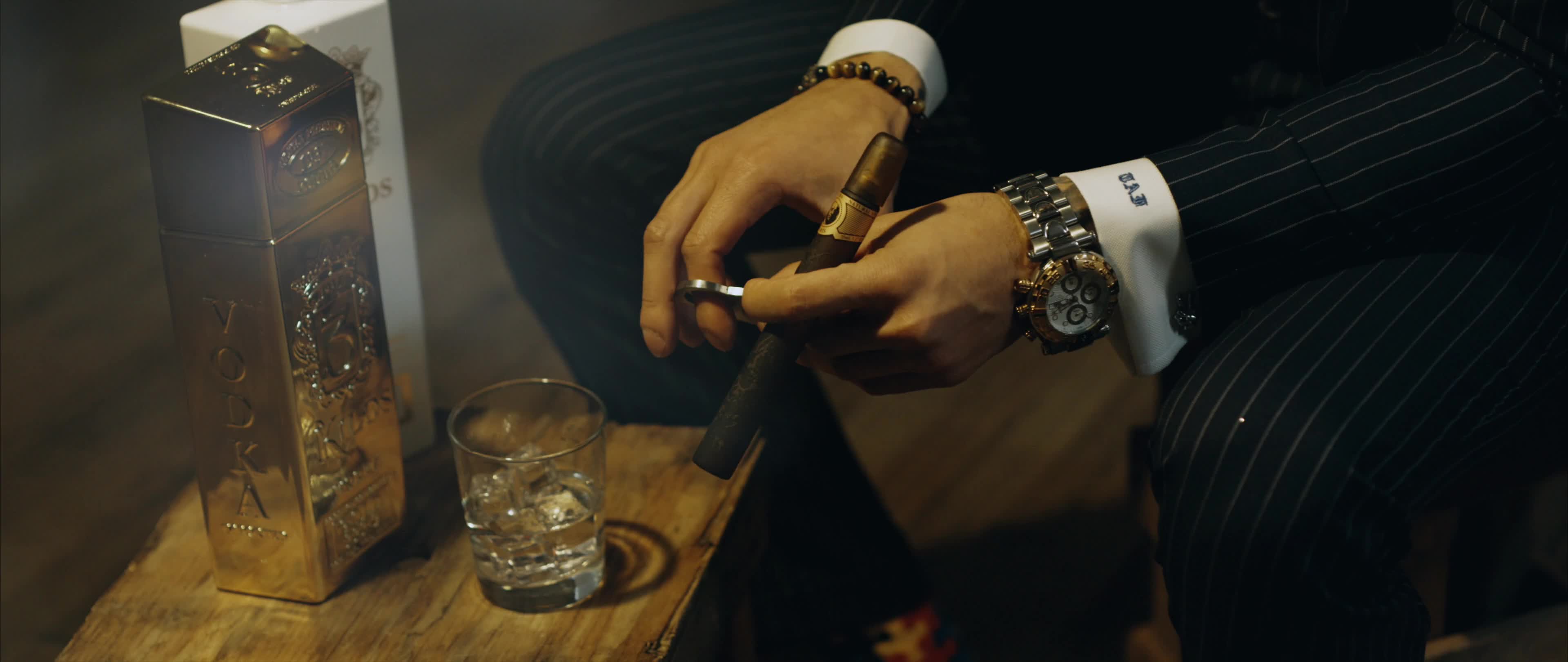 Advertisement ~ 3 Kilos Vodka (Shot on RED)