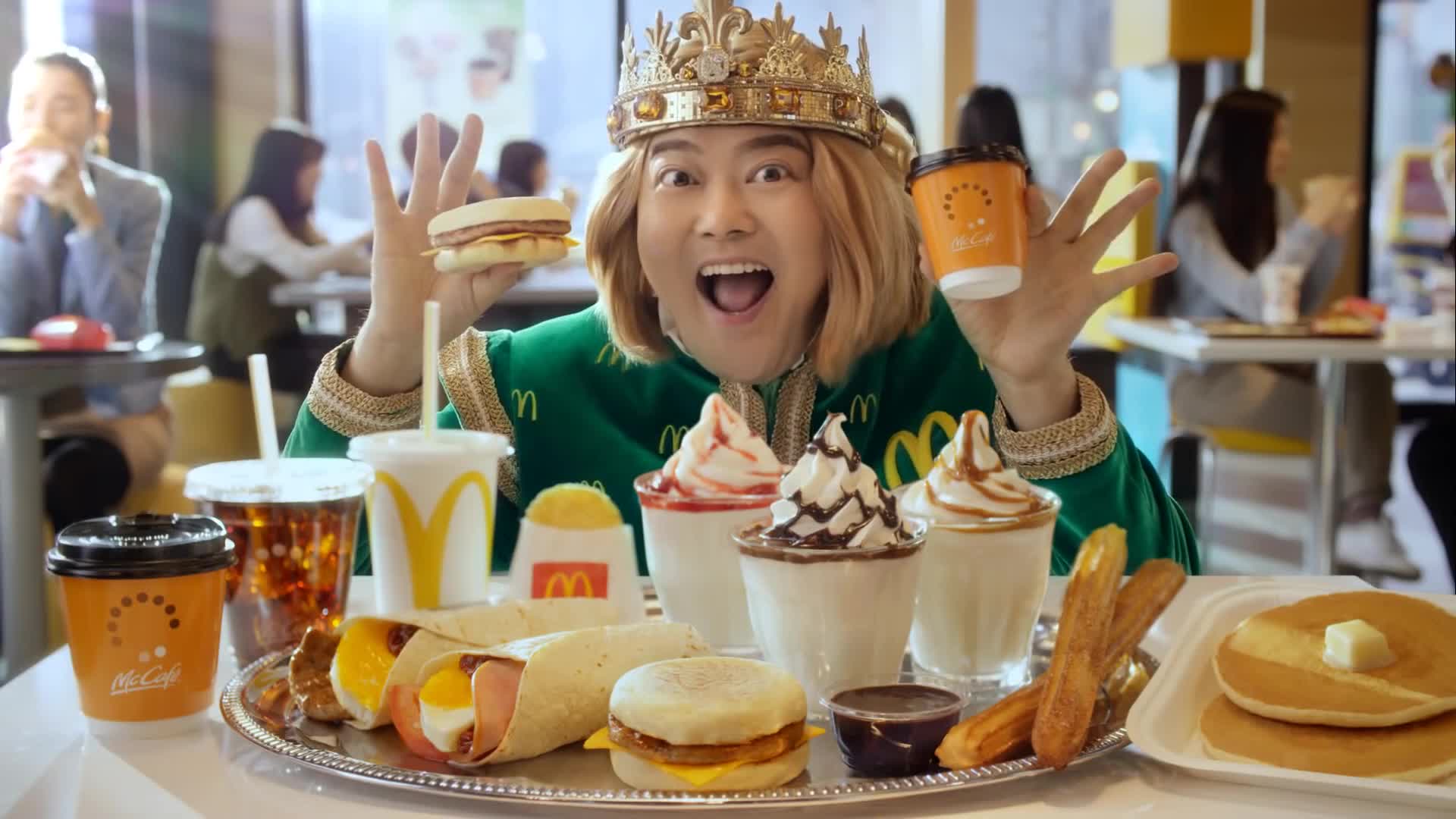 2015년 12월 / MCDONALDS 소시지맥머핀