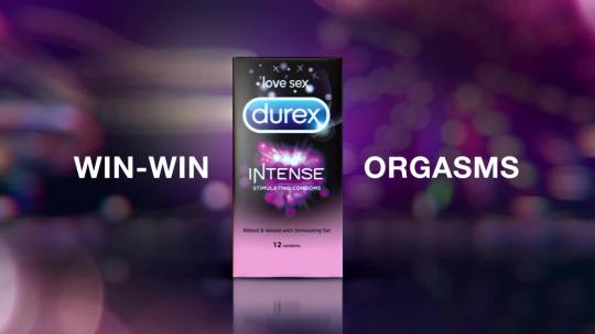 Реклама интимного массажного геля Дюрекс Реал Фил / Durex Real Feel ...