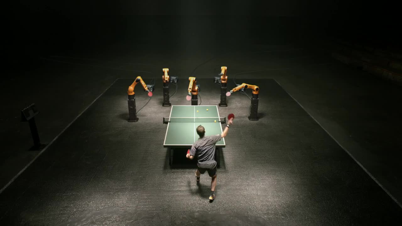 Matthias Zentner: KUKA - Duel