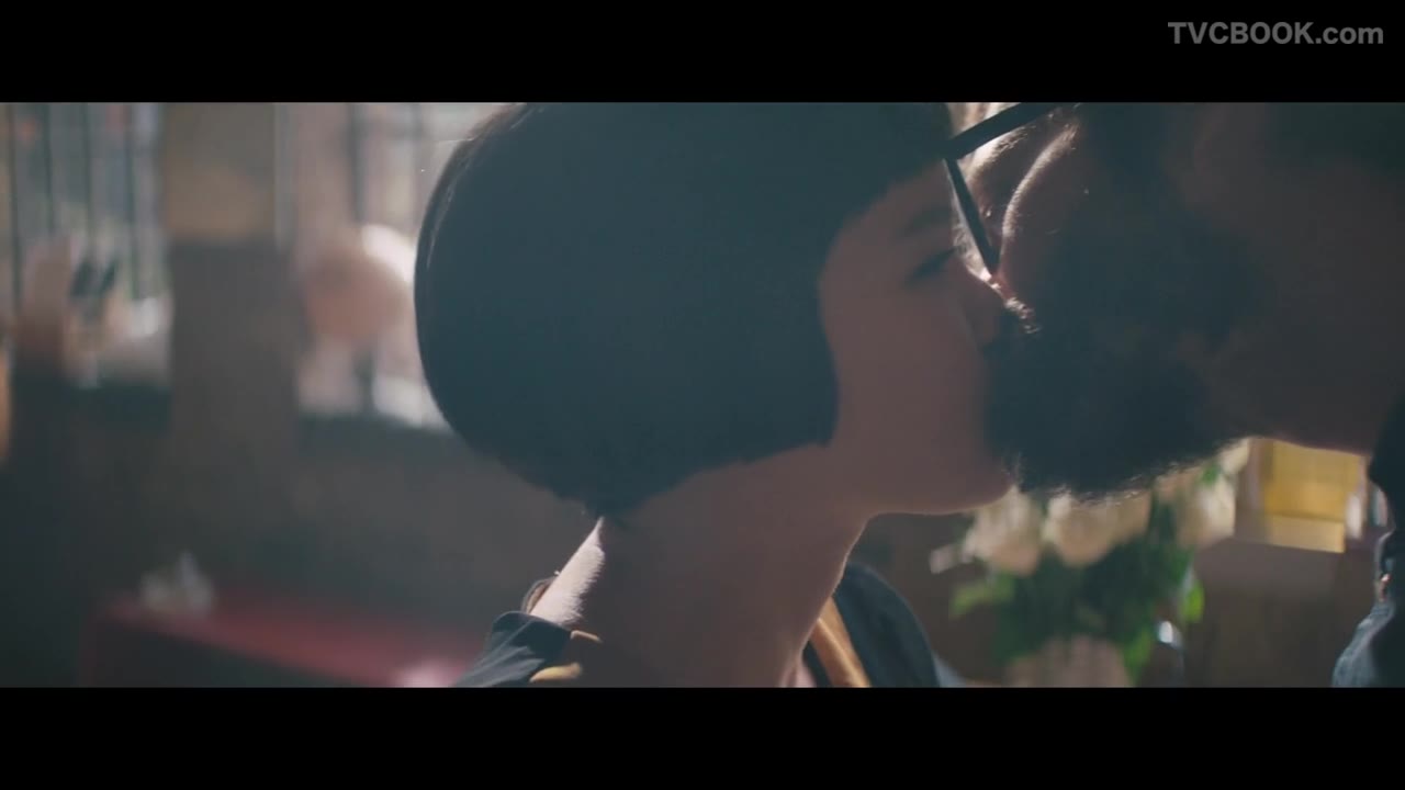 Huawei '#ShareTheLove During the Holidays' - Sound by George Castle