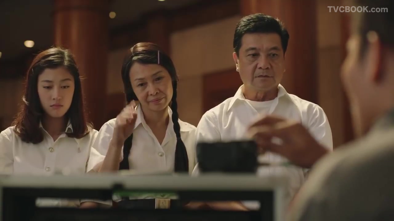 泰国护肤品广告 - 神剪辑蛋碎操作让你记住品牌名