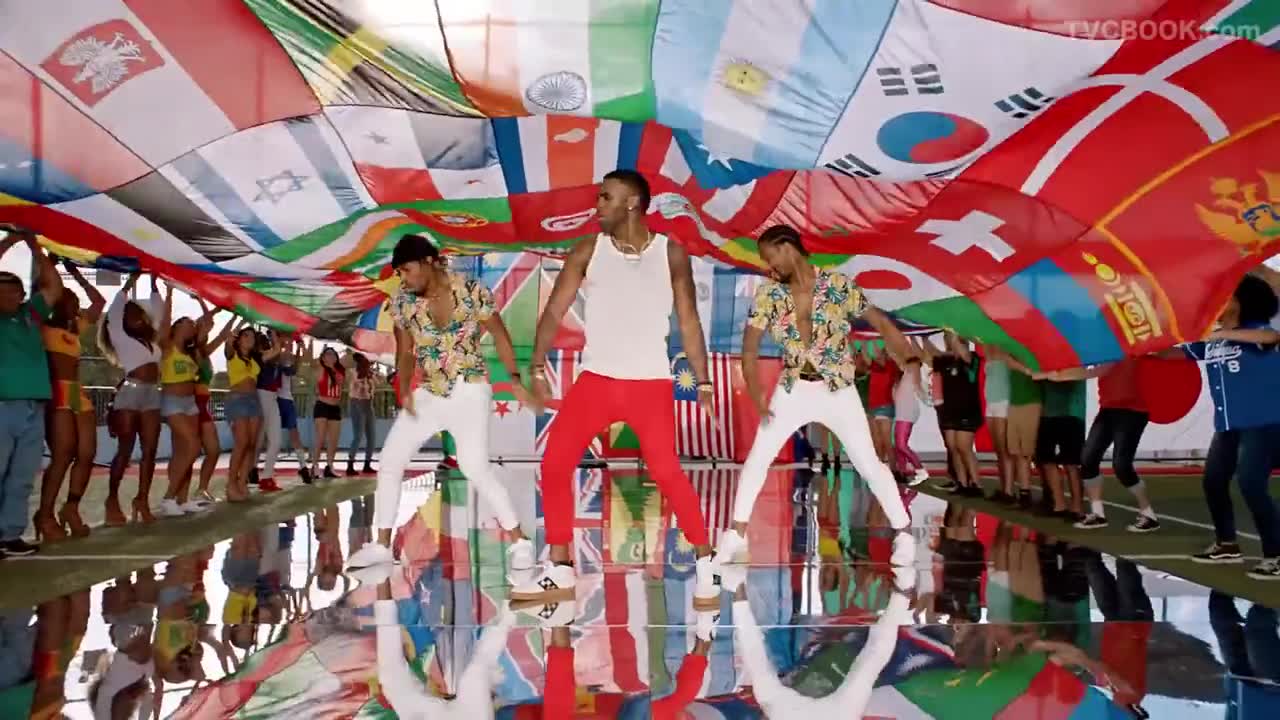 可口可乐 - 2018俄罗斯世界杯的可口可乐的主题曲 - Jason Derulo - Colors