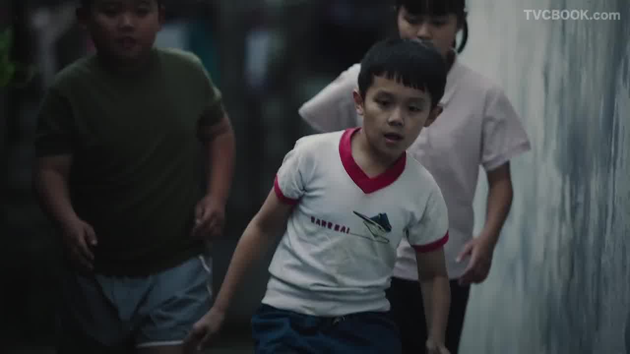 热血少年足球公益广告《成就每一份热爱》