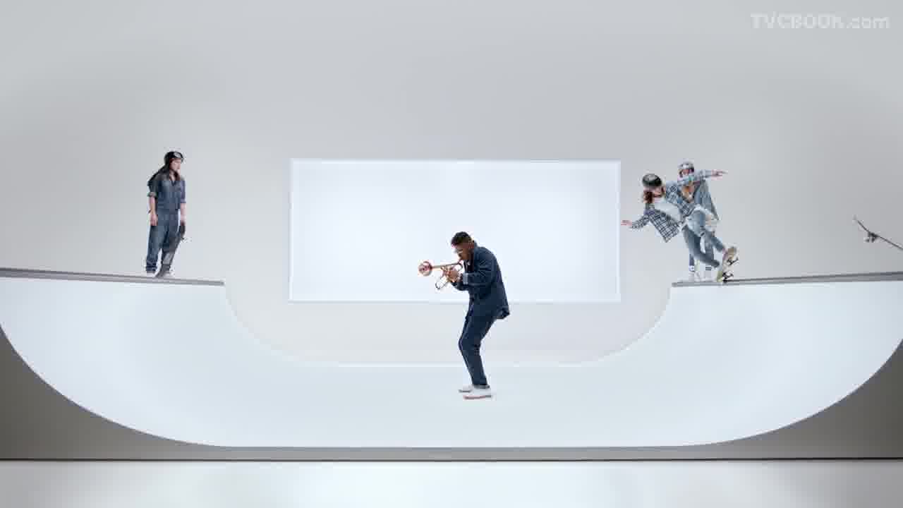 Skate Meet Horn (30)