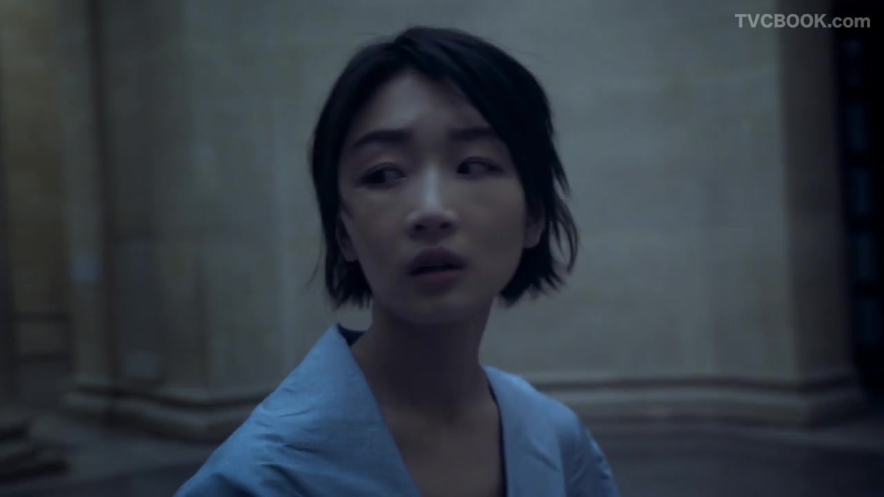VOGUE film - 周冬雨 博物馆惊魂夜