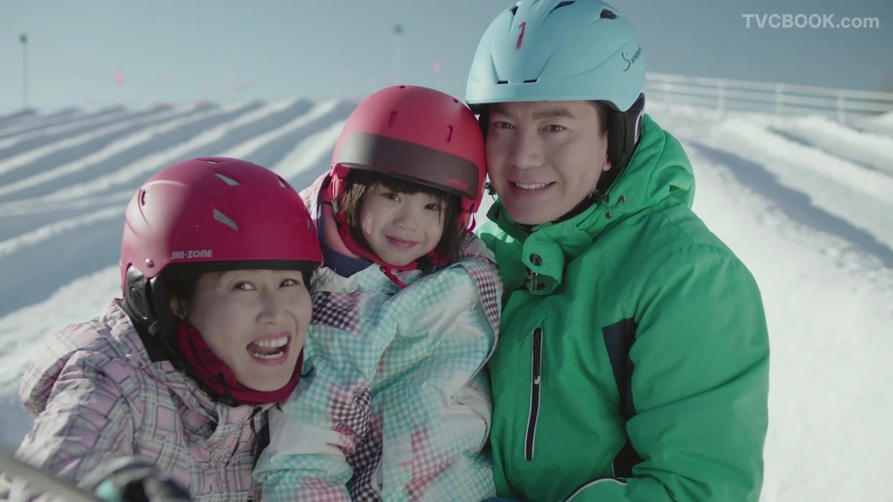《猫途鹰app沙雕广告－滑雪篇》