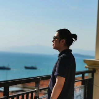 邓皓毅