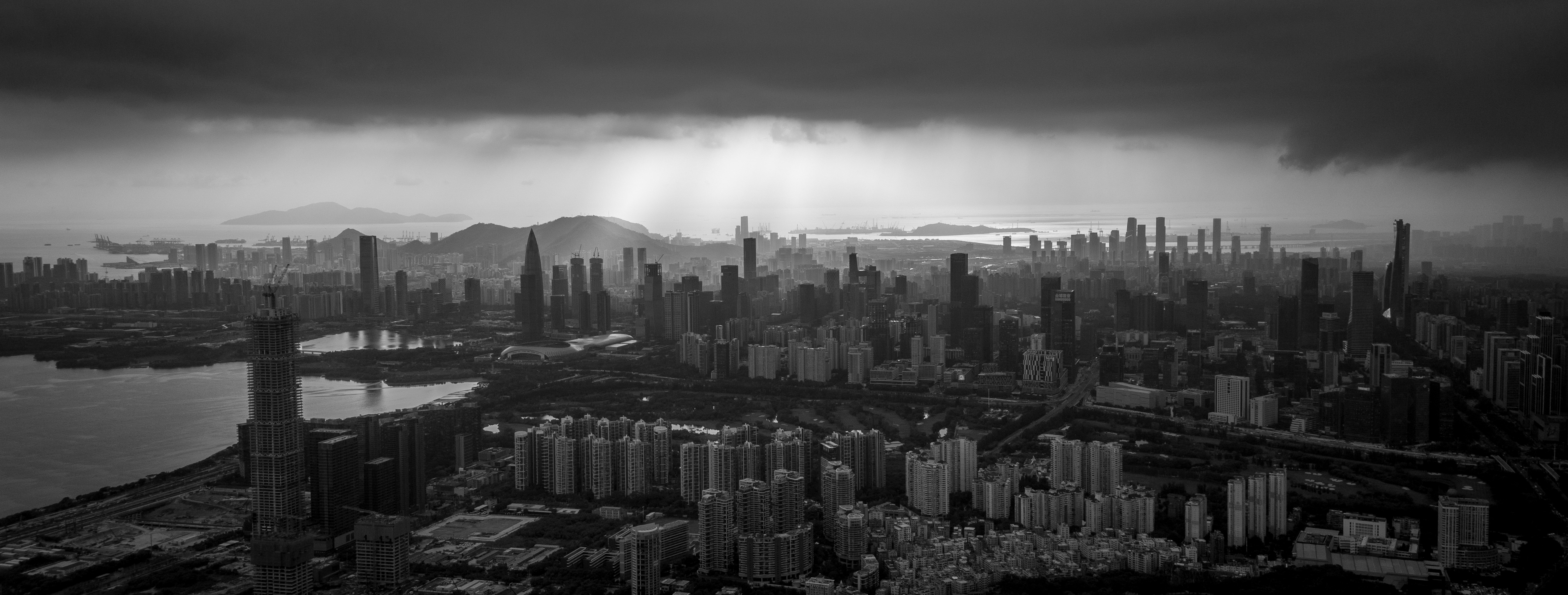 罗浩诚