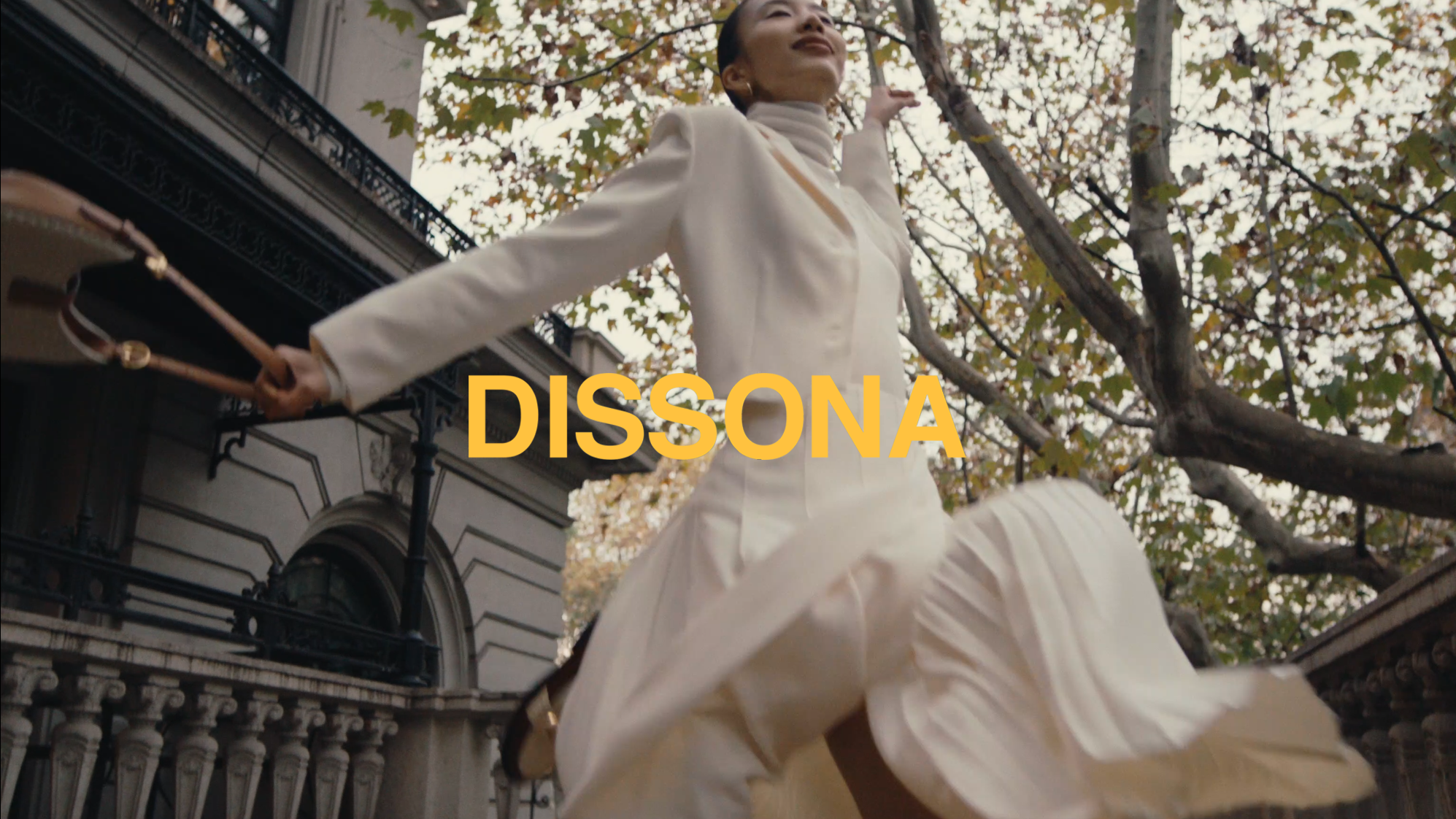 DISSONA “只为出门而去”