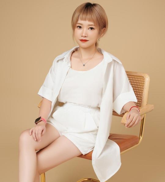 王颖