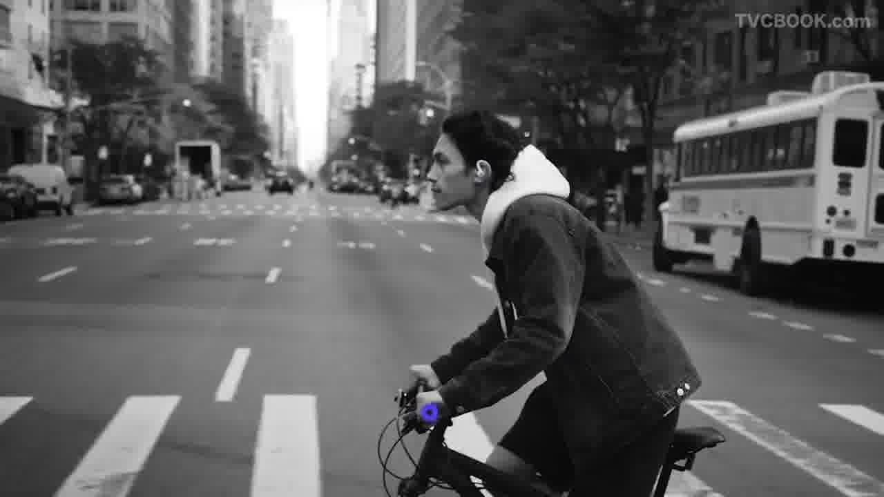 vivo OriginOS Ocean Teaser 纽约时代广场预热片