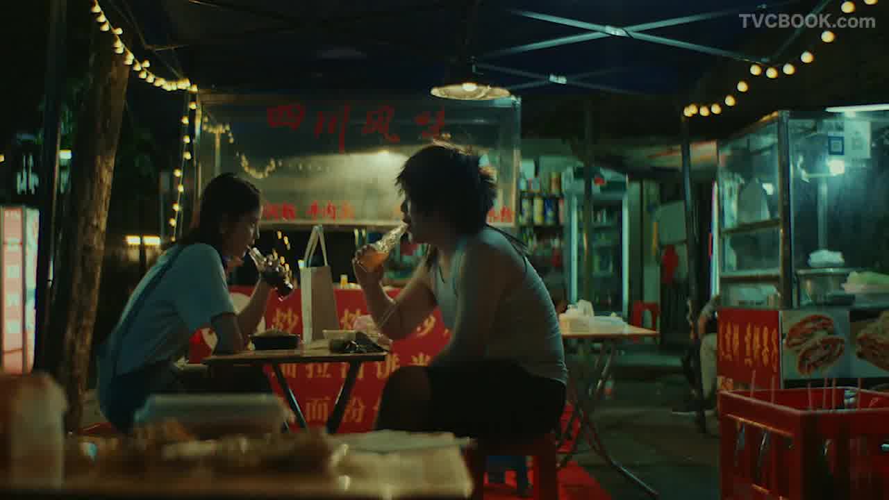 《花总联名款 较真挑好货》 | 病毒广告