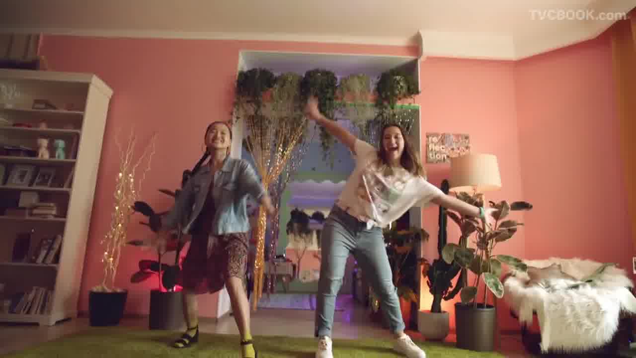 Dust Yourself Off | Macy’s Back-to-School TV Commercial