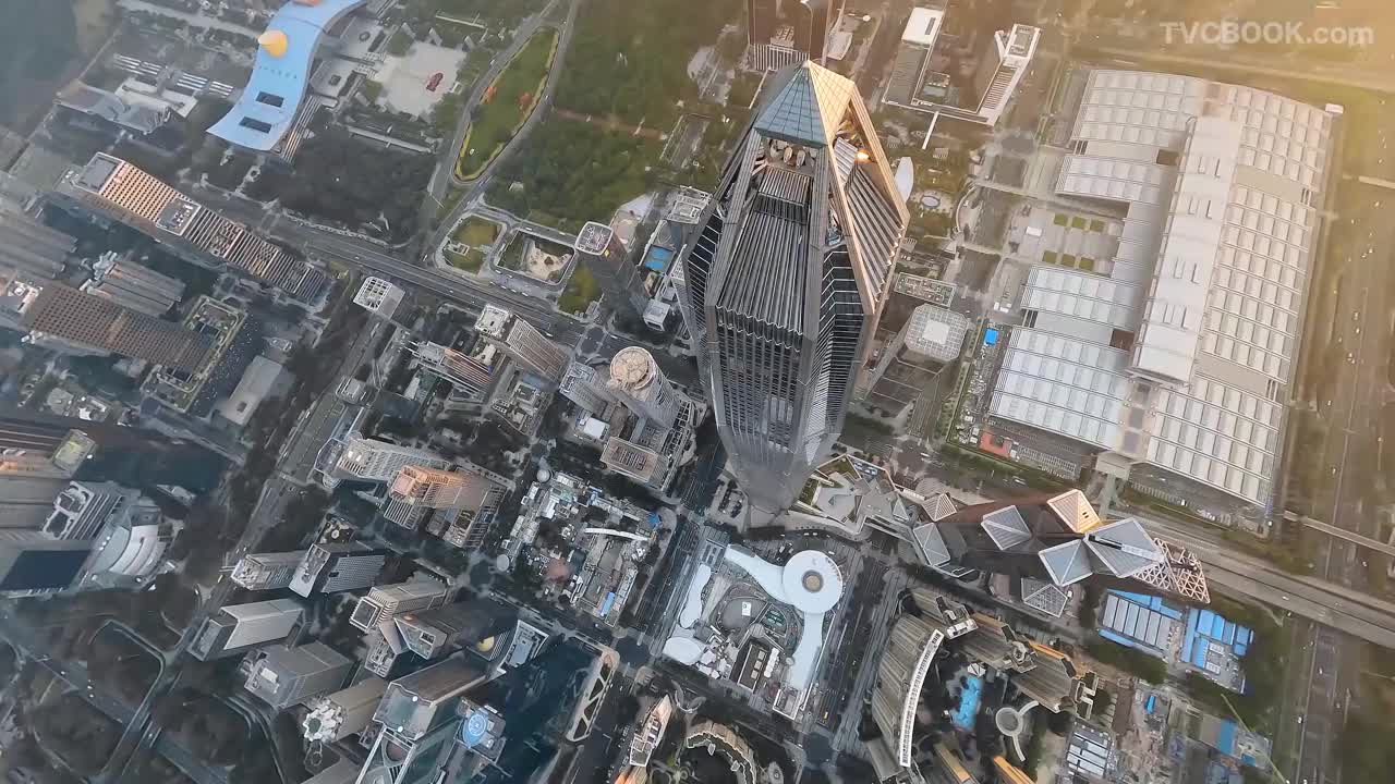 平安私人银行_招聘广告《后浪入海，当燃平安私人银行》