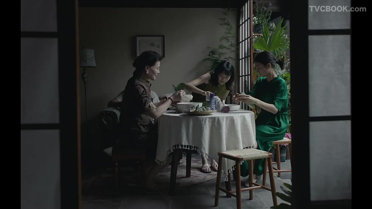 伊利端午节｜这个端午你回家的话 Dir