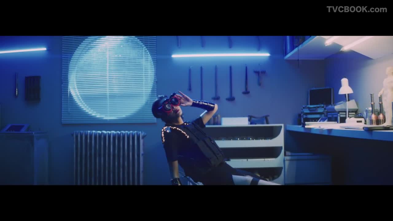 TMALL CHINA COOL 天猫国潮养生加油站